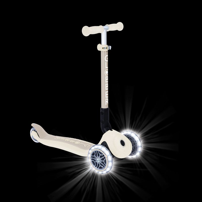 Detská trojkolesová kolobežka Globber Junior Foldable Lights Eco coconut 11