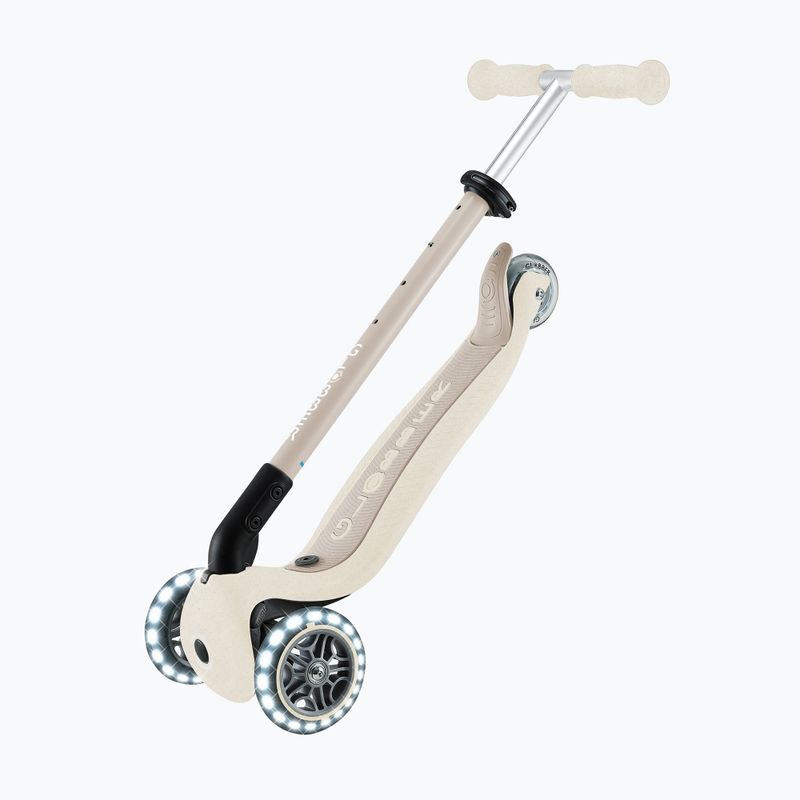 Detská trojkolesová kolobežka Globber Go.Up Active Ecologic Lights coconut 14