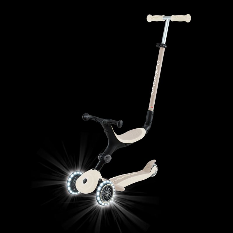 Detská trojkolesová kolobežka Globber Go.Up Active Ecologic Lights coconut 17