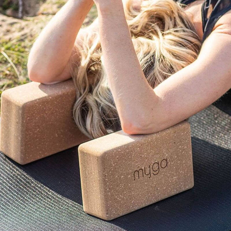 Joga blok Myga Cork Block brown 11