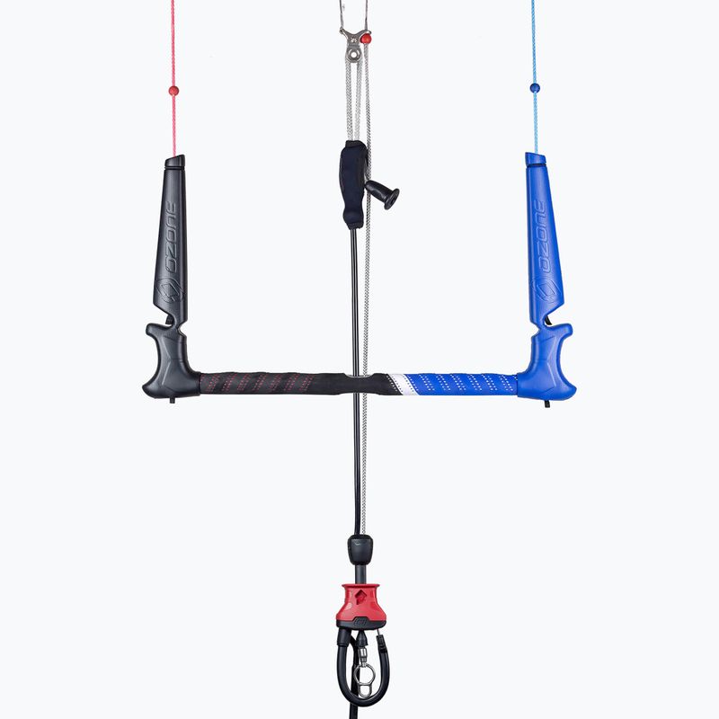 Kitesurfingový bar Ozone Contact Water V4 čierno-modrý BARCONV44523