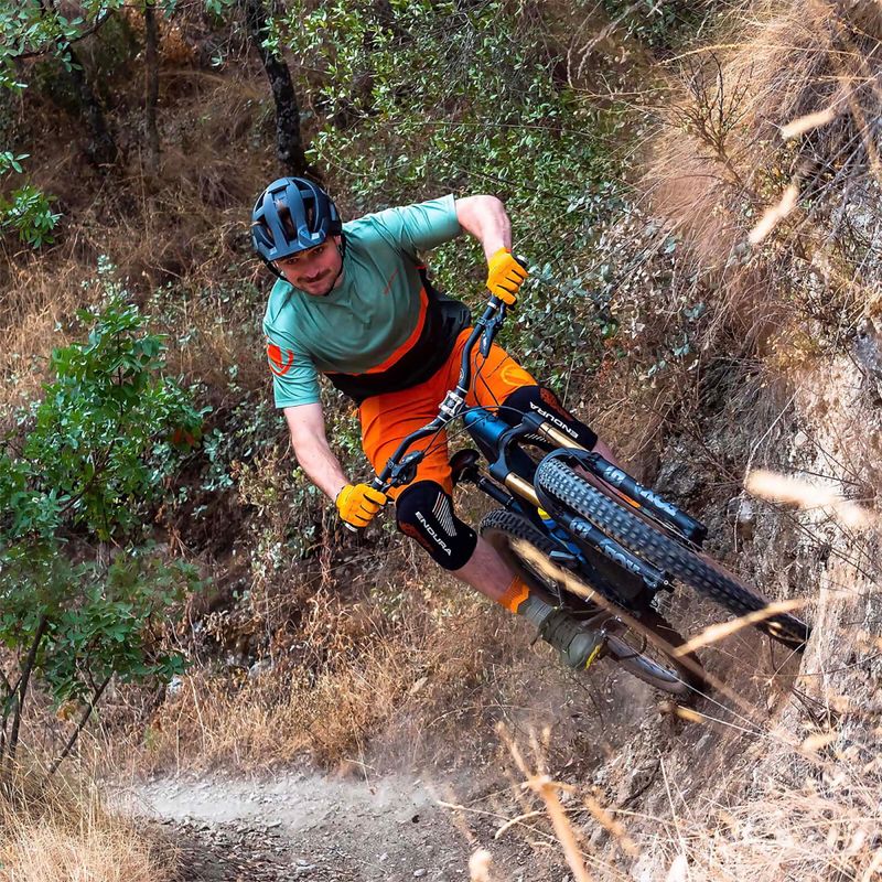 Pánske cyklistické šortky Endura Singletrack Lite Short Std harvest 8