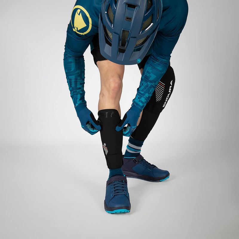 Endura MT500 D3O Shinguard čierne chrániče na bicykel 2