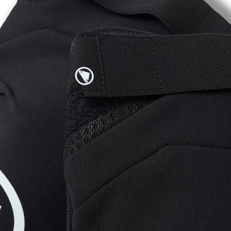 Detské cyklistické chrániče kolien Endura Singletrack Youth Knee Pads black 5