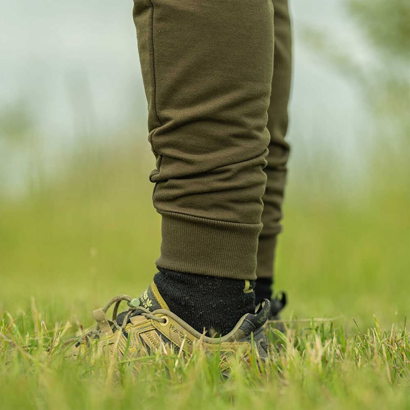 Pánske nohavice Avid Carp Cargo Joggers green 6