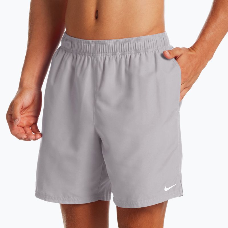 Pánske plavecké šortky Nike Essential 7" Volley sivé NESSA559-079 4
