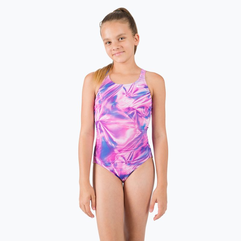 Detské jednodielne plavky Nike s viacnásobnou potlačou Fastback Farba NESSC755-989 4
