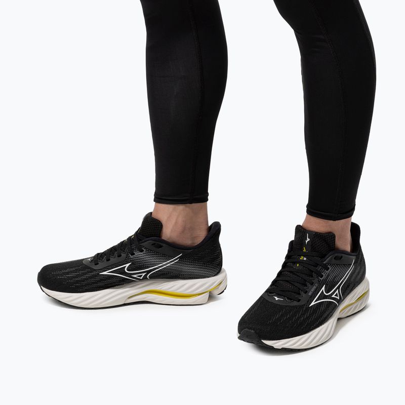 Pánske bežecké topánky Mizuno Wave Inspire 21 black/white/vibrant yellow 17