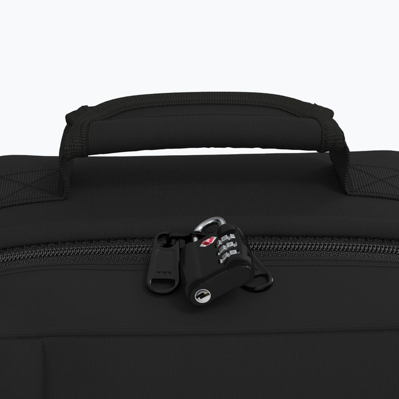 CabinZero Classic 28 l turistický batoh absolútne čierny 8