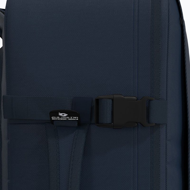 CabinZero Military 44 l turistický batoh navy 9