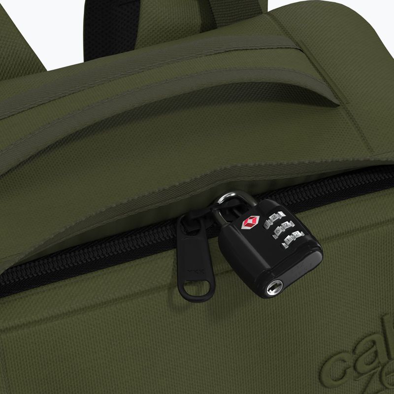 CabinZero Military 36 l turistický batoh zelený 8
