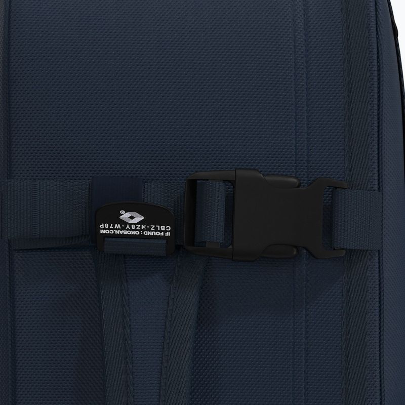 CabinZero Military 28 l turistický batoh navy 9