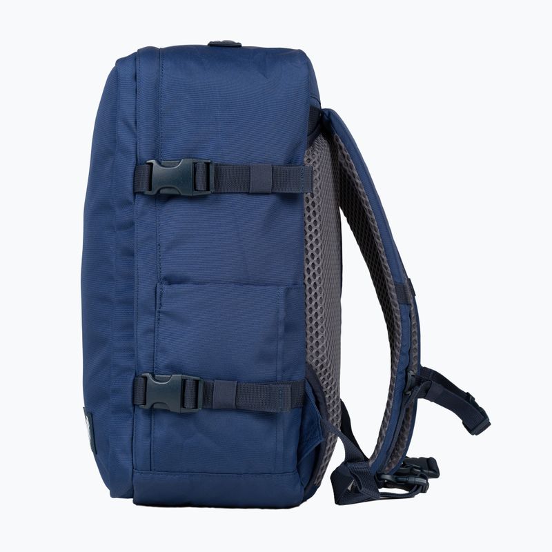 CabinZero Classic Plus 32 l turistický batoh navy 5