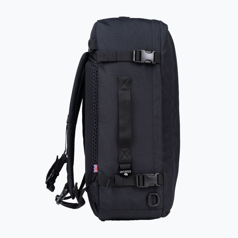 CabinZero Classic Plus 42 l turistický batoh absolútne čierny 5