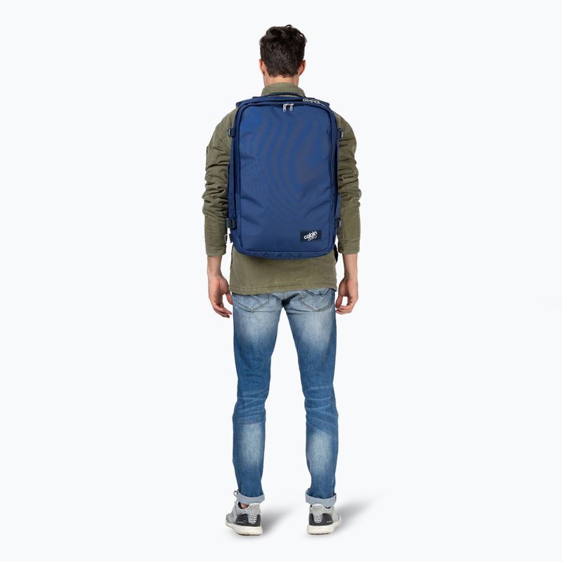 CabinZero Classic Pro 42 l turistický batoh navy 10