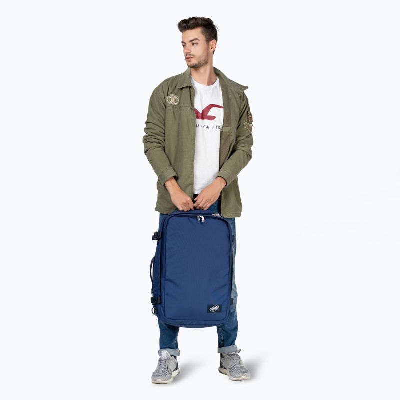 CabinZero Classic Pro 42 l turistický batoh navy 13