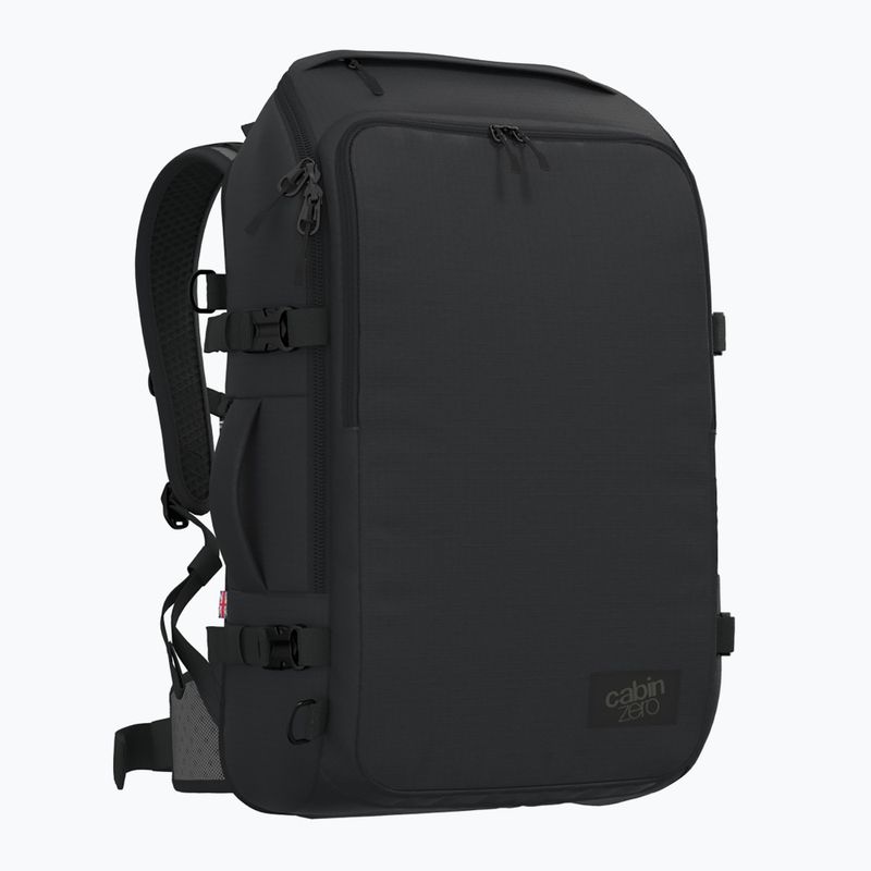 CabinZero Adventure Pro 42 l absolútne čierny turistický batoh 2
