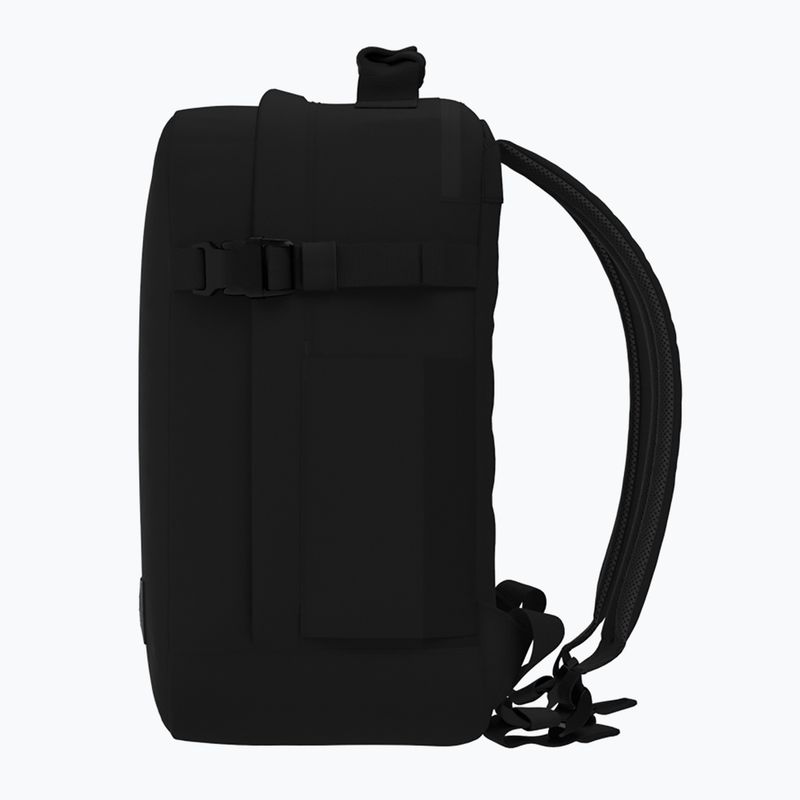 CabinZero Classic Tech 28 l turistický batoh absolútne čierny 6