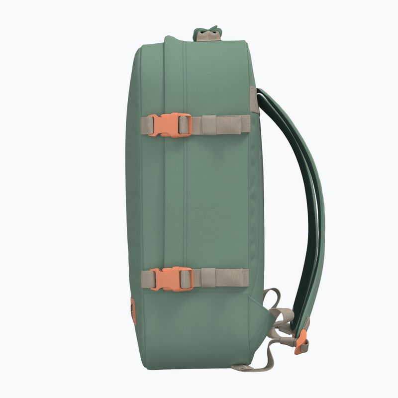 CabinZero Classic 44 l sage forest turistický batoh 6