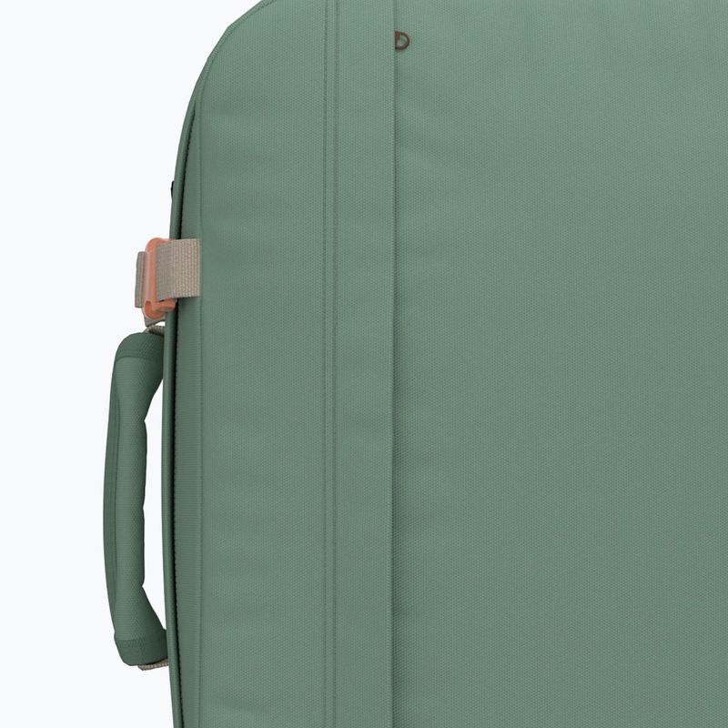 CabinZero Classic 44 l sage forest turistický batoh 9