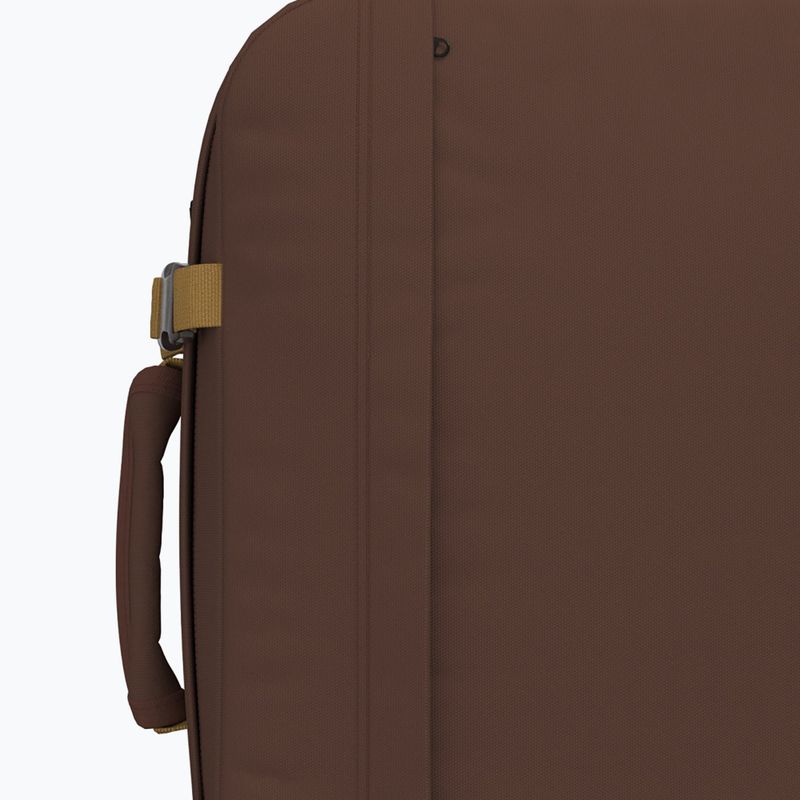 CabinZero Classic 44 l belgian chocolate turistický batoh 9