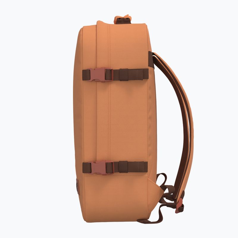 Cestovný batoh CabinZero Classic 44 l gobi sands 6