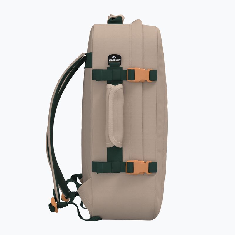CabinZero Classic 44 l cebu sands turistický batoh 5