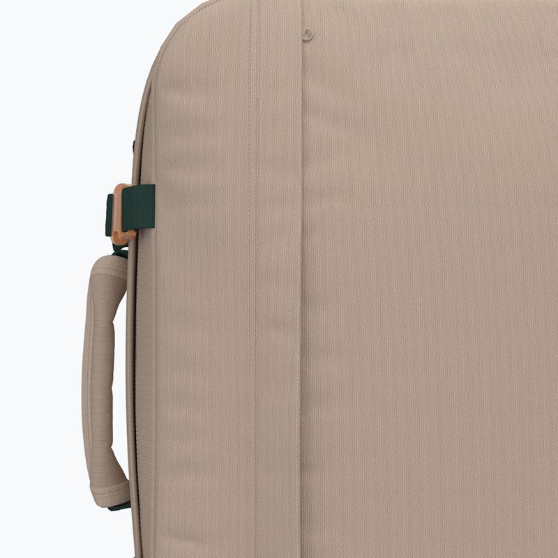 CabinZero Classic 44 l cebu sands turistický batoh 9