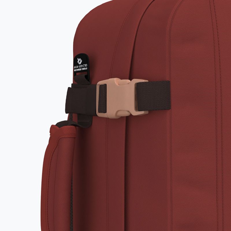 CabinZero Classic 28 l sangria red turistický batoh 9