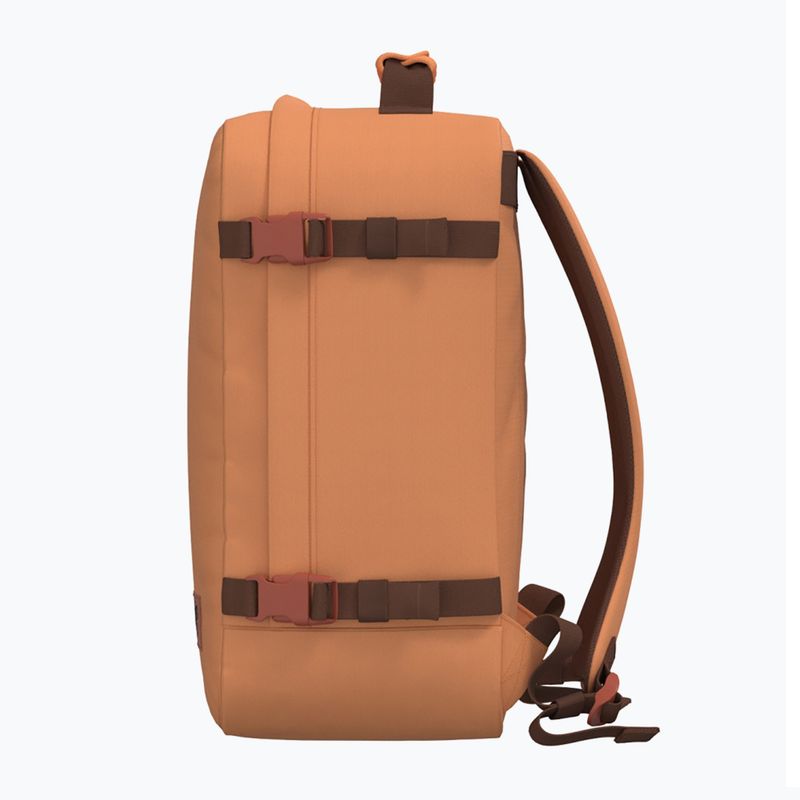 Cestovný batoh CabinZero Classic 36 l gobi sands 6