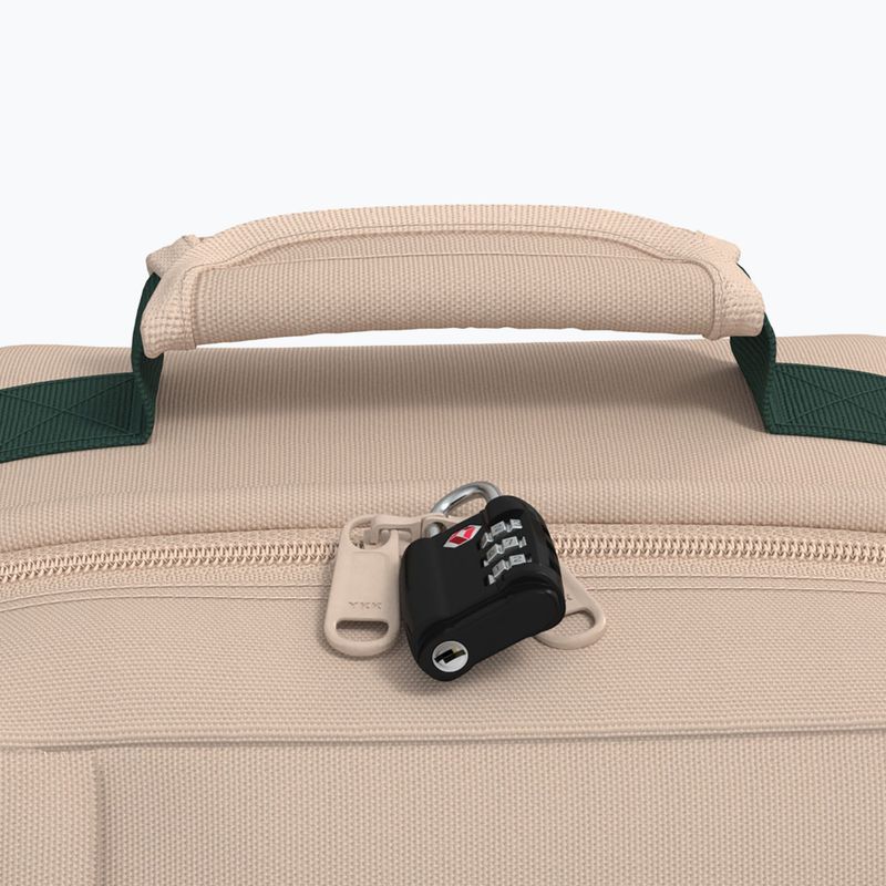 CabinZero Classic 36 l cebu sands turistický batoh 8