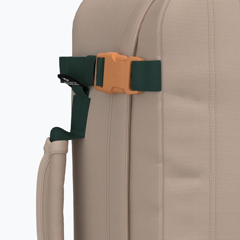 Cestovný batoh CabinZero Classic 36 l cebu sands 9