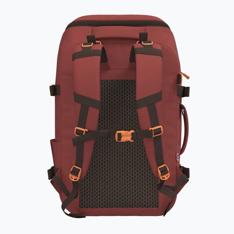 CabinZero Adventure 32 l sangria red turistický batoh 3