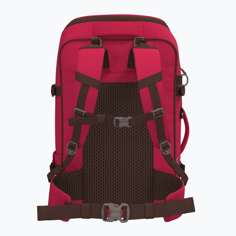 CabinZero Adventure 42 l miami magenta turistický batoh 3