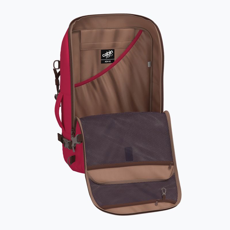 CabinZero Adventure 42 l miami magenta turistický batoh 8