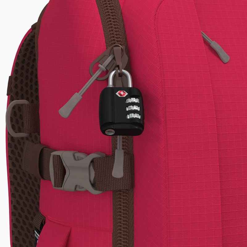 CabinZero Adventure 42 l miami magenta turistický batoh 9
