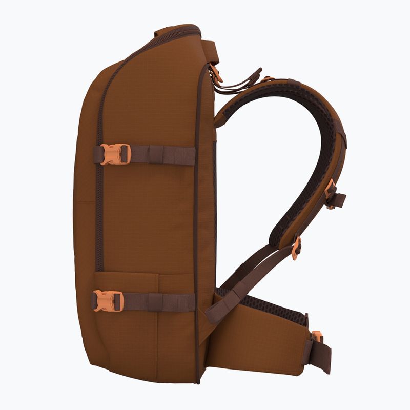 Cestovný batoh CabinZero Adventure 42 l saigon coffee 6