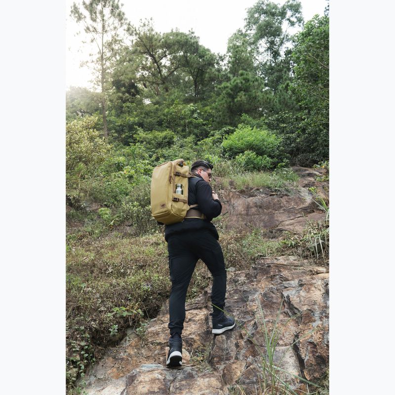 Turistický batoh CabinZero Adventure Pro 42 l moonstone 17