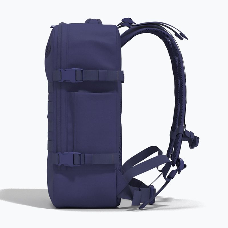 CabinZero Military 36 l turistický batoh galaxy blue 5