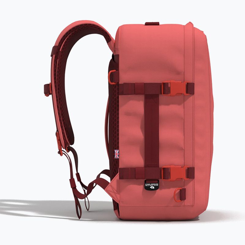 CabinZero Classic Plus 32 l peach valley turistický batoh 5