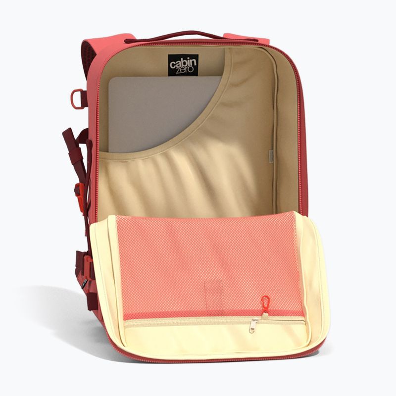CabinZero Classic Plus 32 l peach valley turistický batoh 9