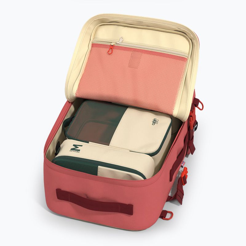 CabinZero Classic Pro 32 l peach valley turistický batoh 11