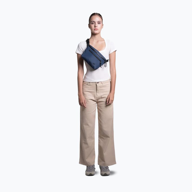 Ľadvinka CabinZero Stinger 3 l navy 9