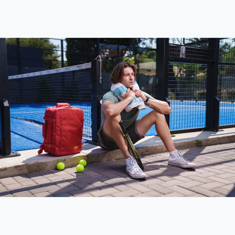 Turistický batoh CabinZero Classic 36 l ketchup 15