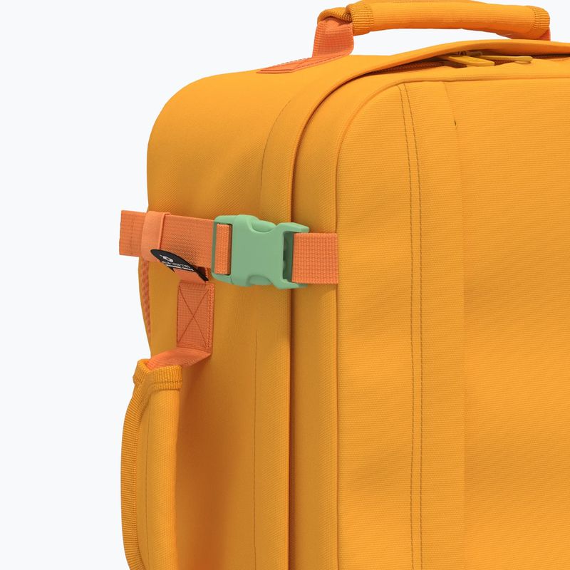 Turistický batoh CabinZero Classic 36 l honeycomb 10
