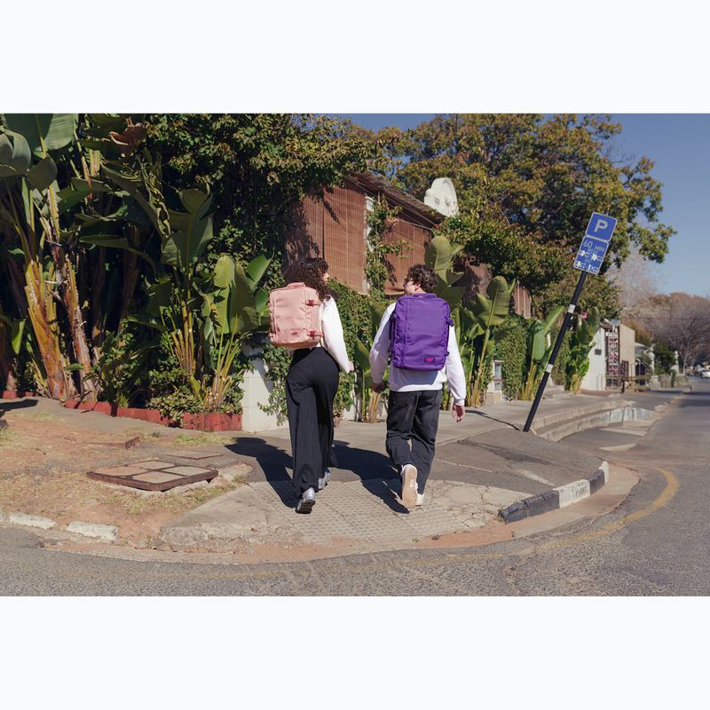 Turistický batoh CabinZero Classic 44 l lavender dream 16