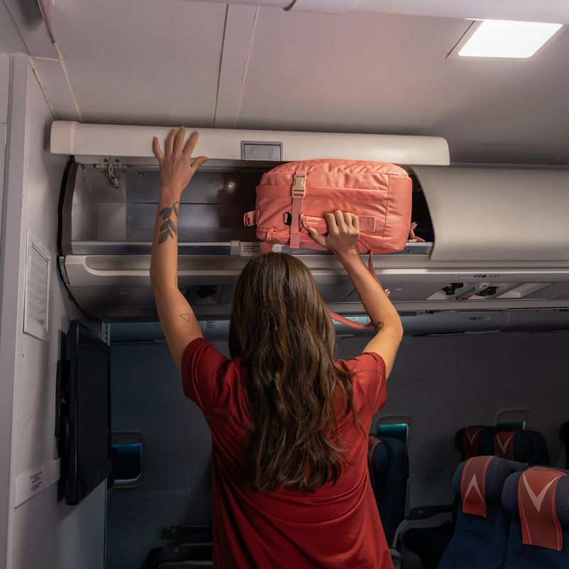 Turistický batoh CabinZero Classic Tech 28 and pink 14