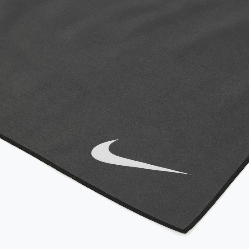Rýchloschnúci uterák Nike Quick Dry Swim black 3