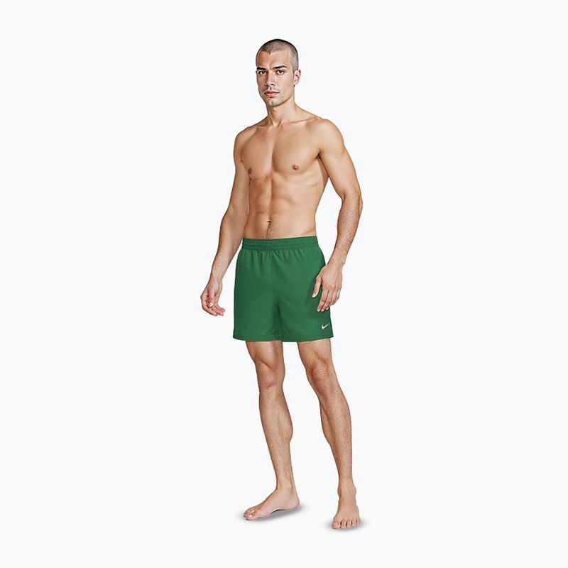 Pánske plavkové šortky Nike Essential 5" Volley malachite 2
