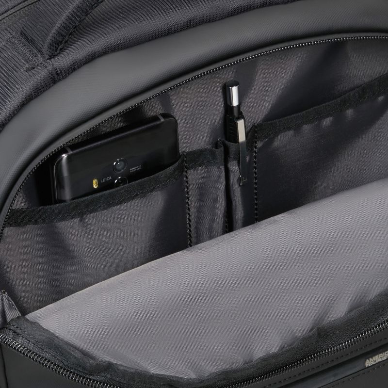 American Tourister Urban Groove batoh 20,5 l čierny 6